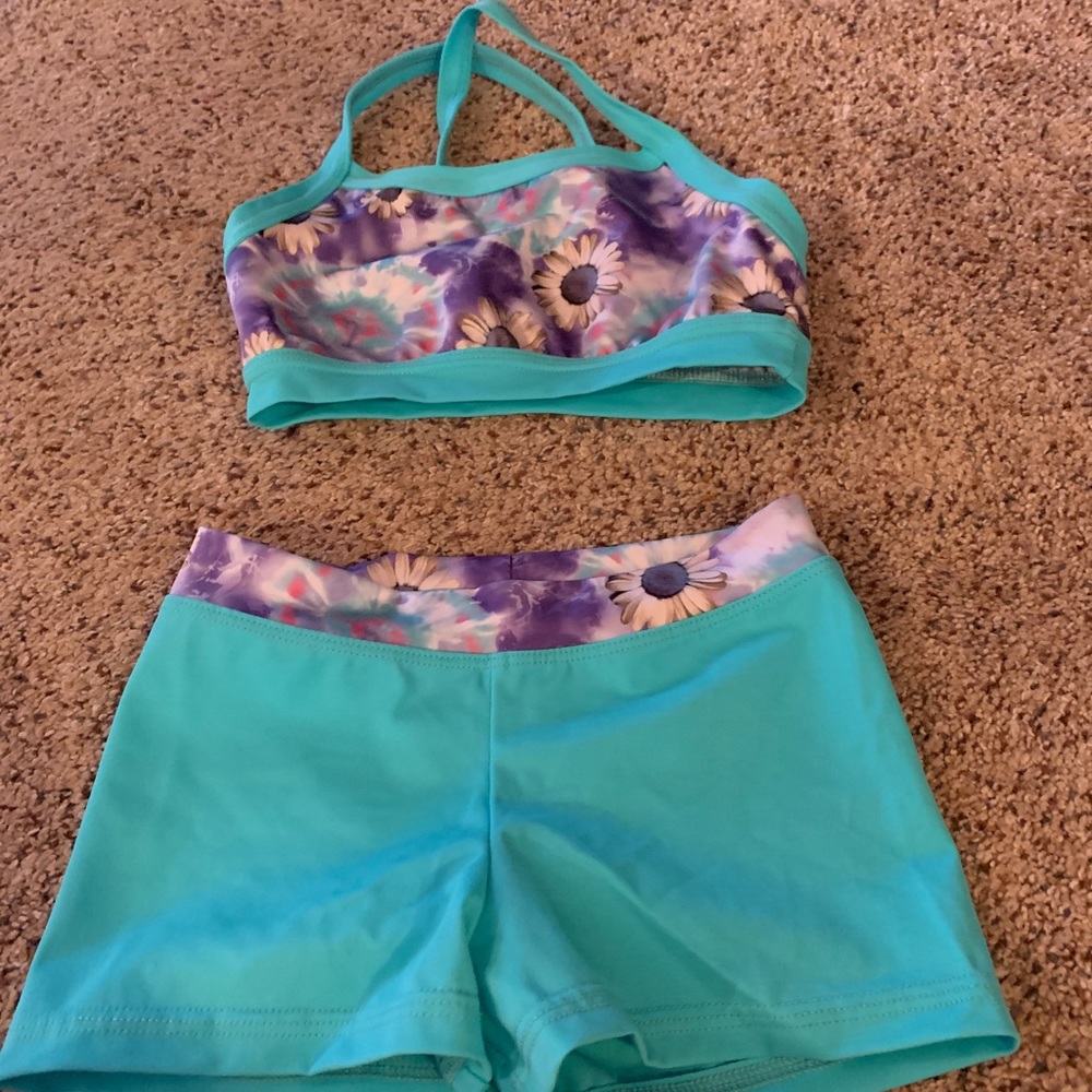 Two piece set